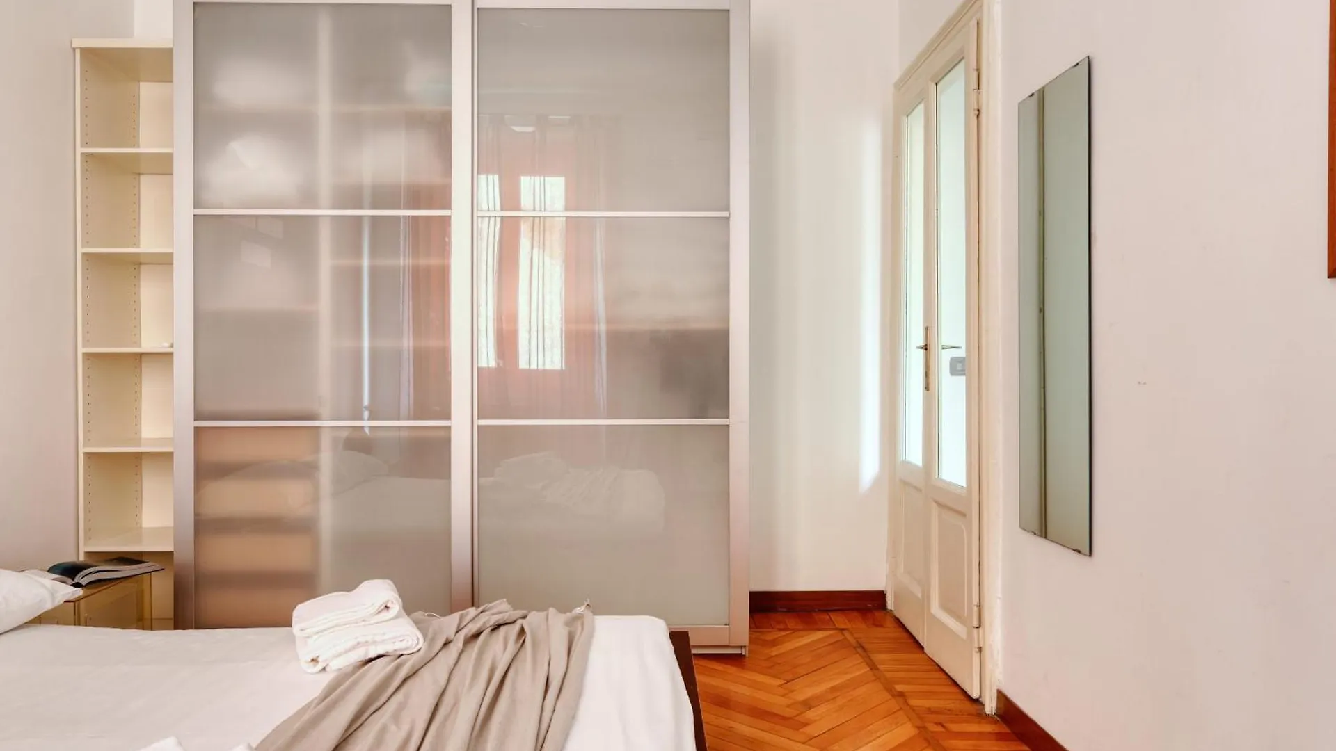 Appartamento Joivy Cosy 1Br Flat Near Montanelli Gardens Milano