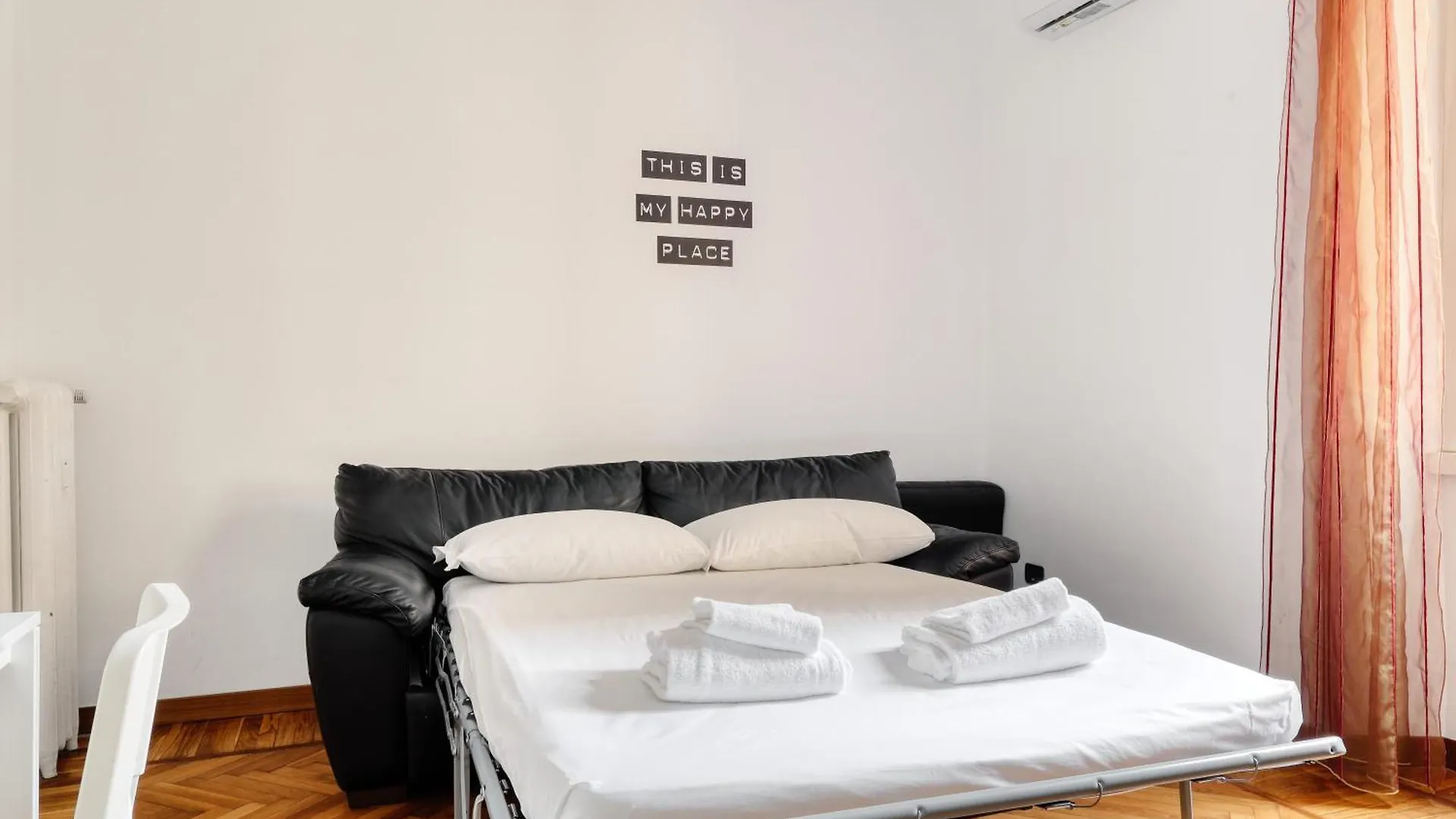 Appartamento Joivy Cosy 1Br Flat Near Montanelli Gardens Milano 0*,  Italia