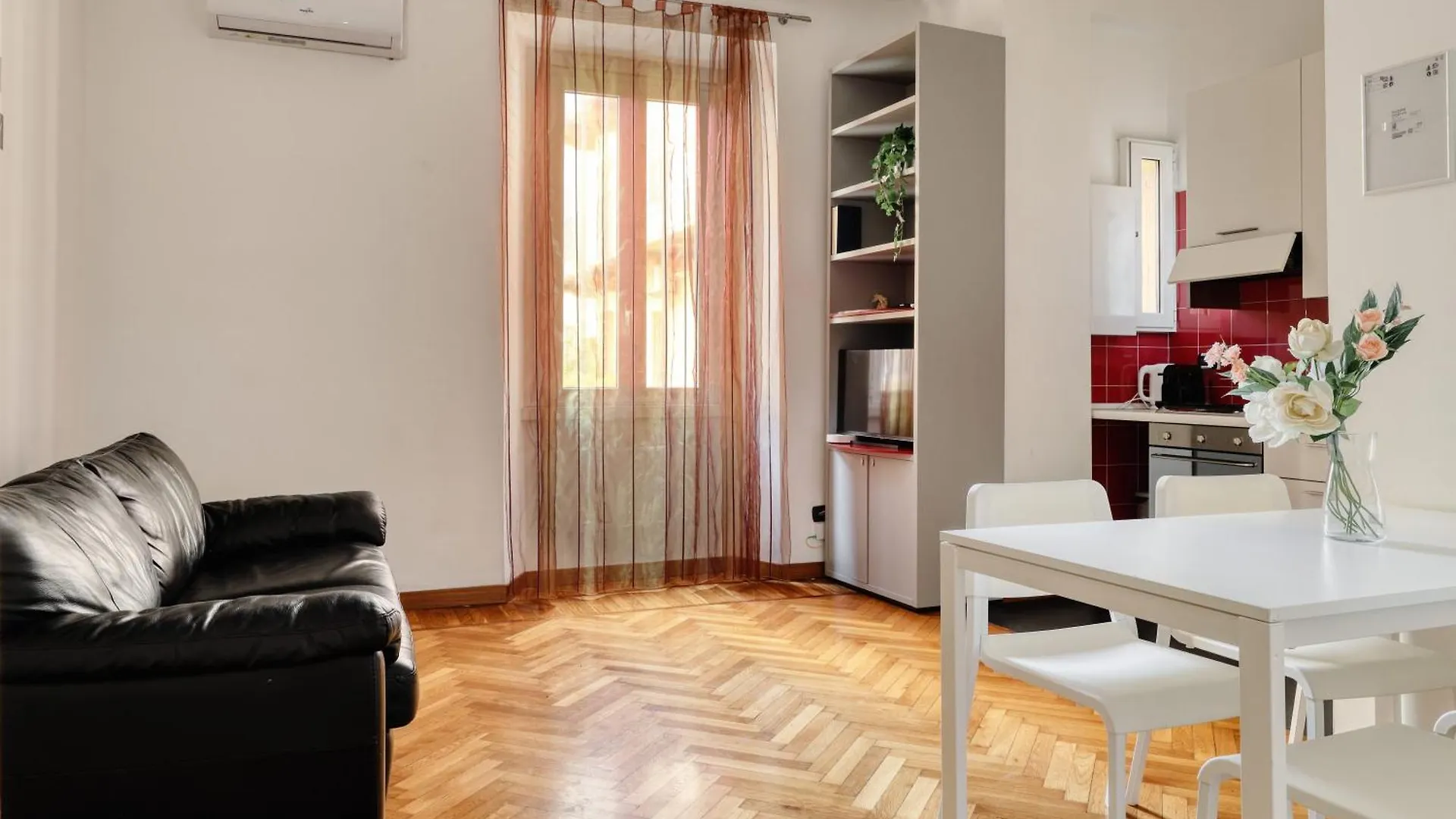 Joivy Cosy 1Br Flat Near Montanelli Gardens Apartment Milan