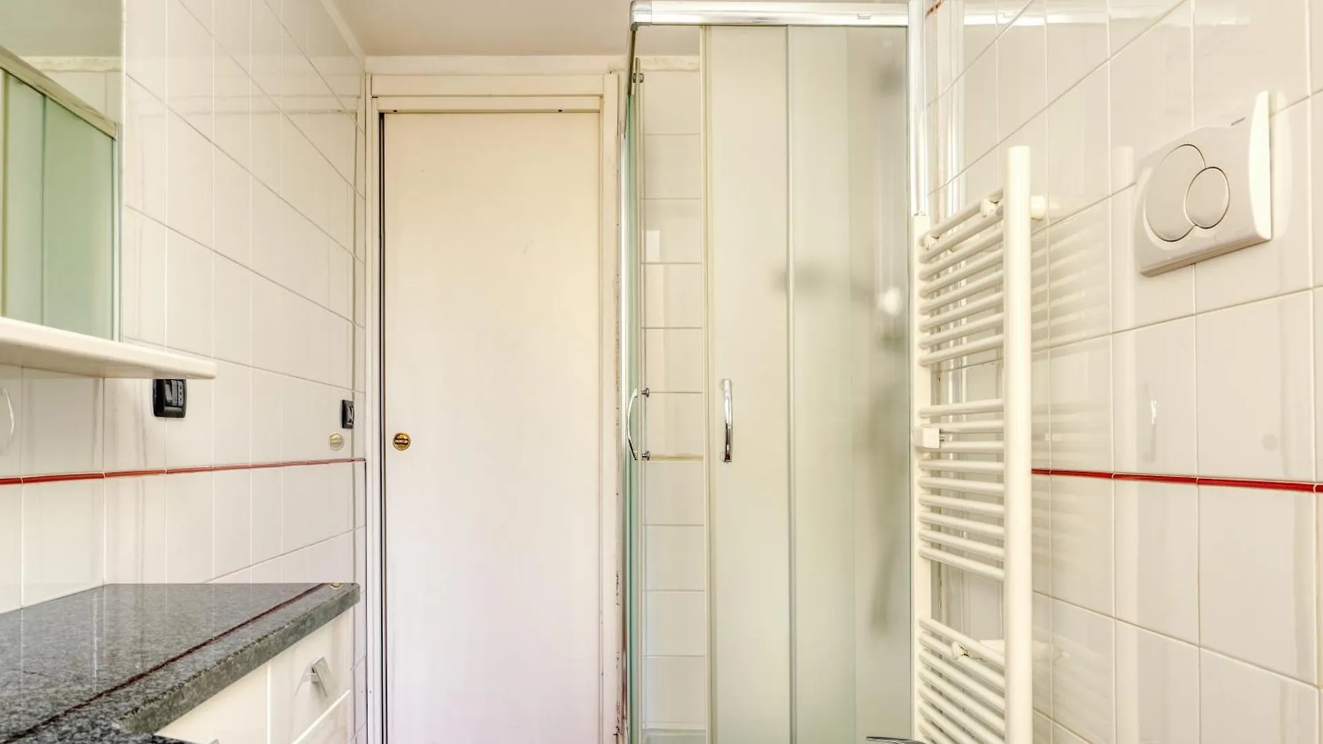 Joivy Cosy 1Br Flat Near Montanelli Gardens Apartment Milan Italy